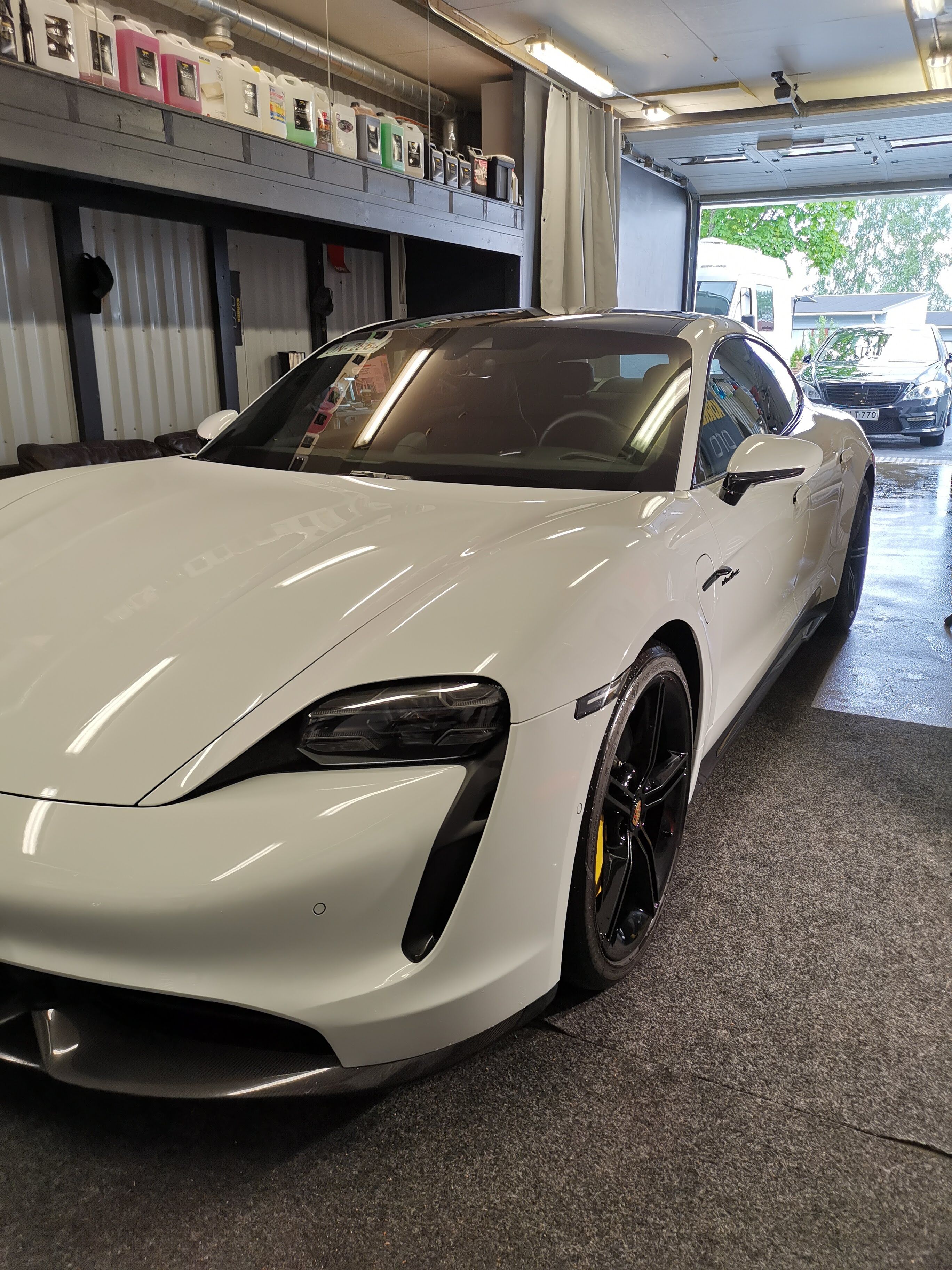 Porsche keraaminen pinnoitus – viimeistely ennen pinnoitusta