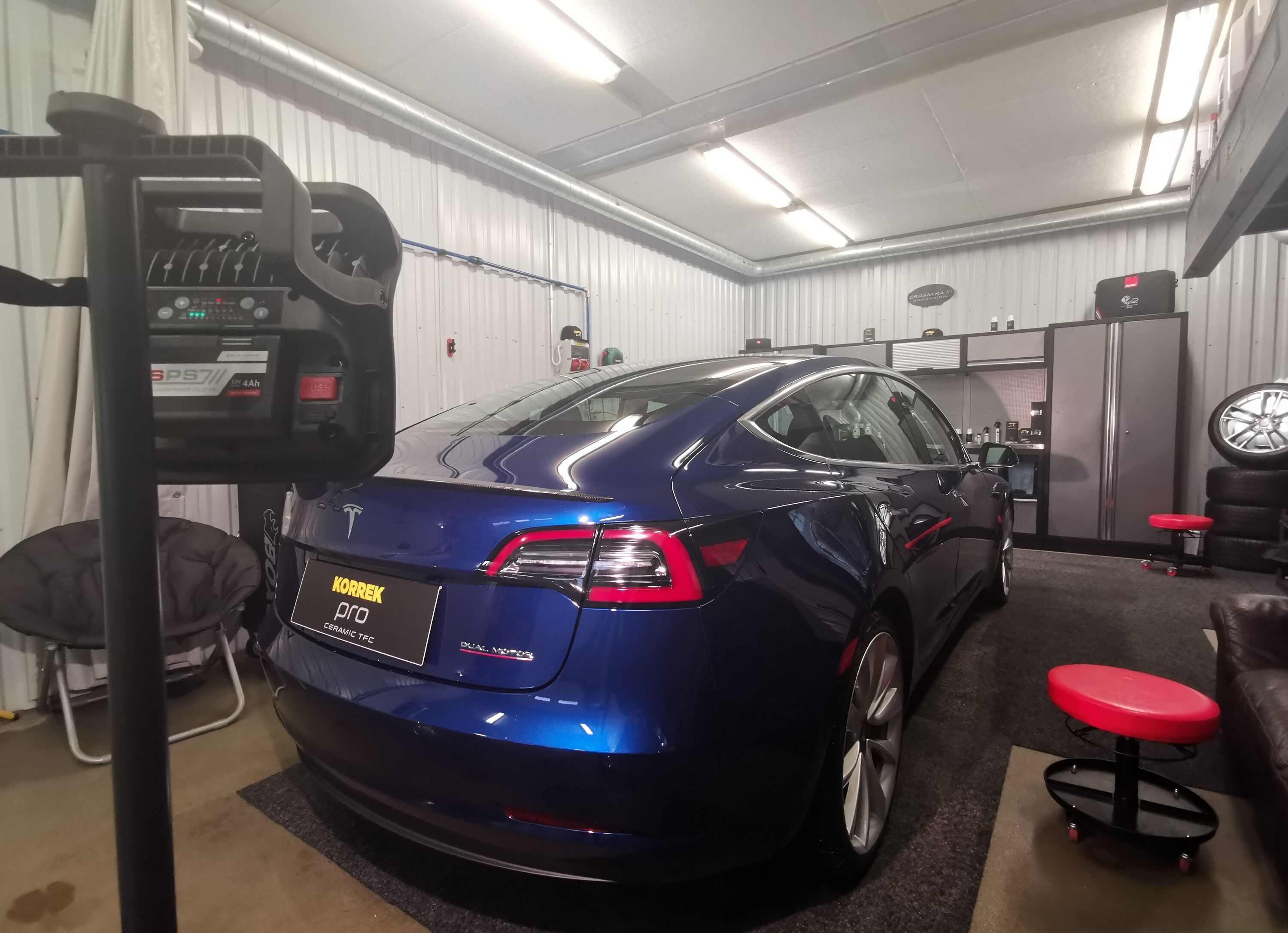 Tesla keraaminen pinnoitus – elastinen suoja ja pitkäkestoinen kiilto